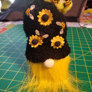 Gnome - Summer -Bees and sunflower 2