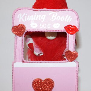Gnome - Valentines Kissing Booth 6
