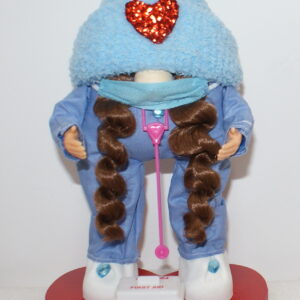 Misc Gnomes Nurse Lisa